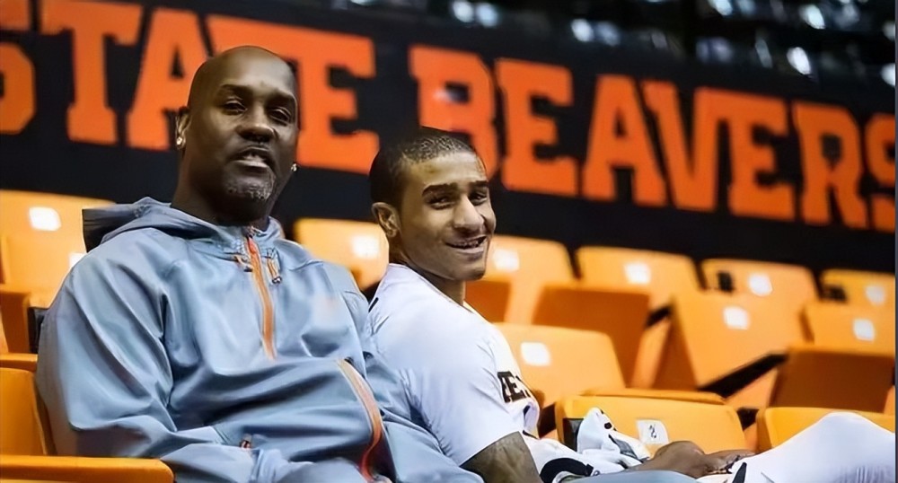 球星侧拆后 球星侧拆后