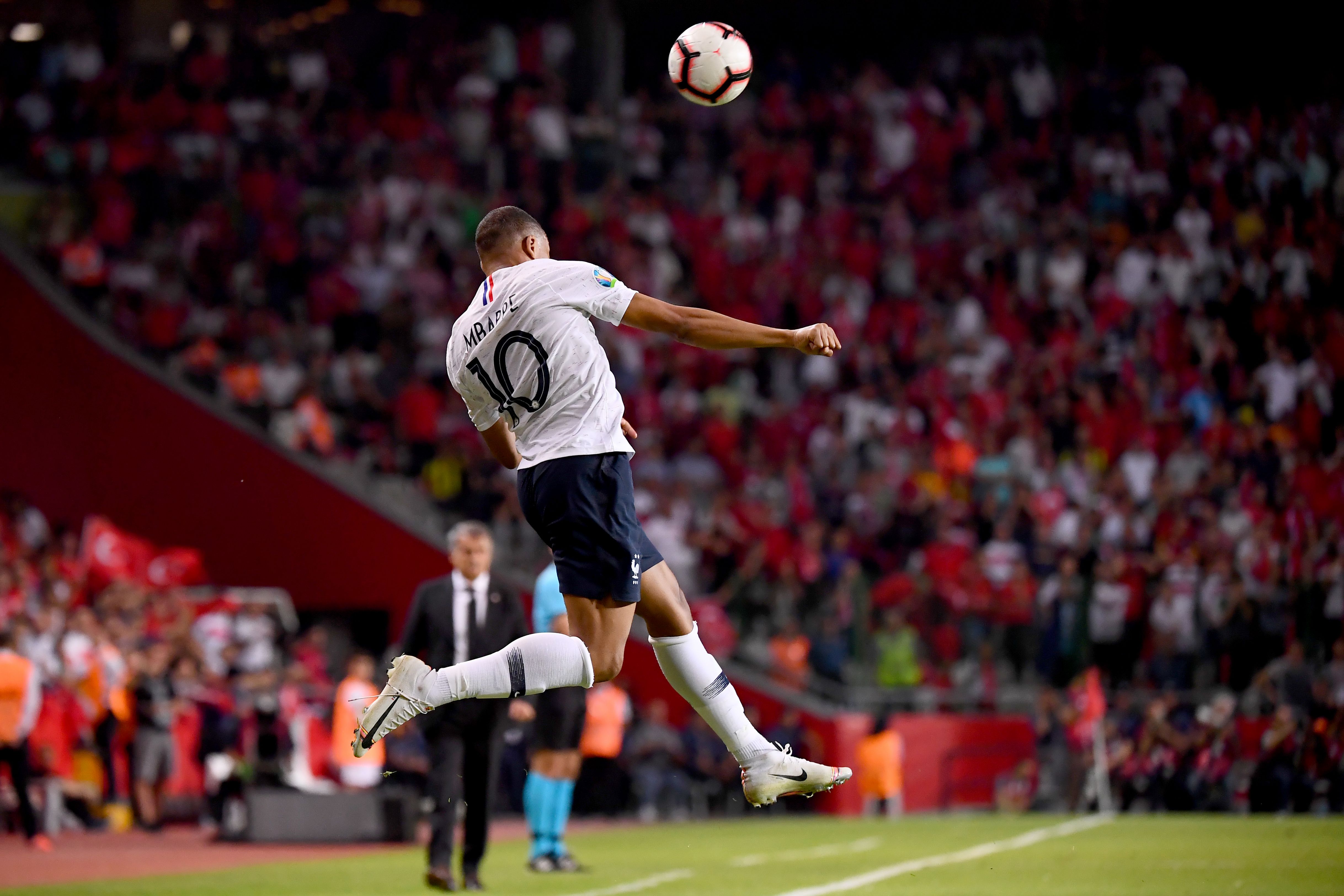 把呼号放到 把呼号放到